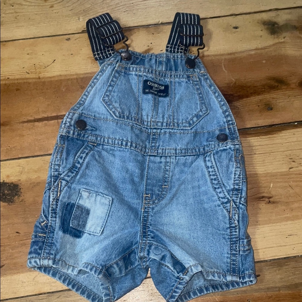OshKosh B'gosh Blue Denim Short Overalls Casual Style, 6m
